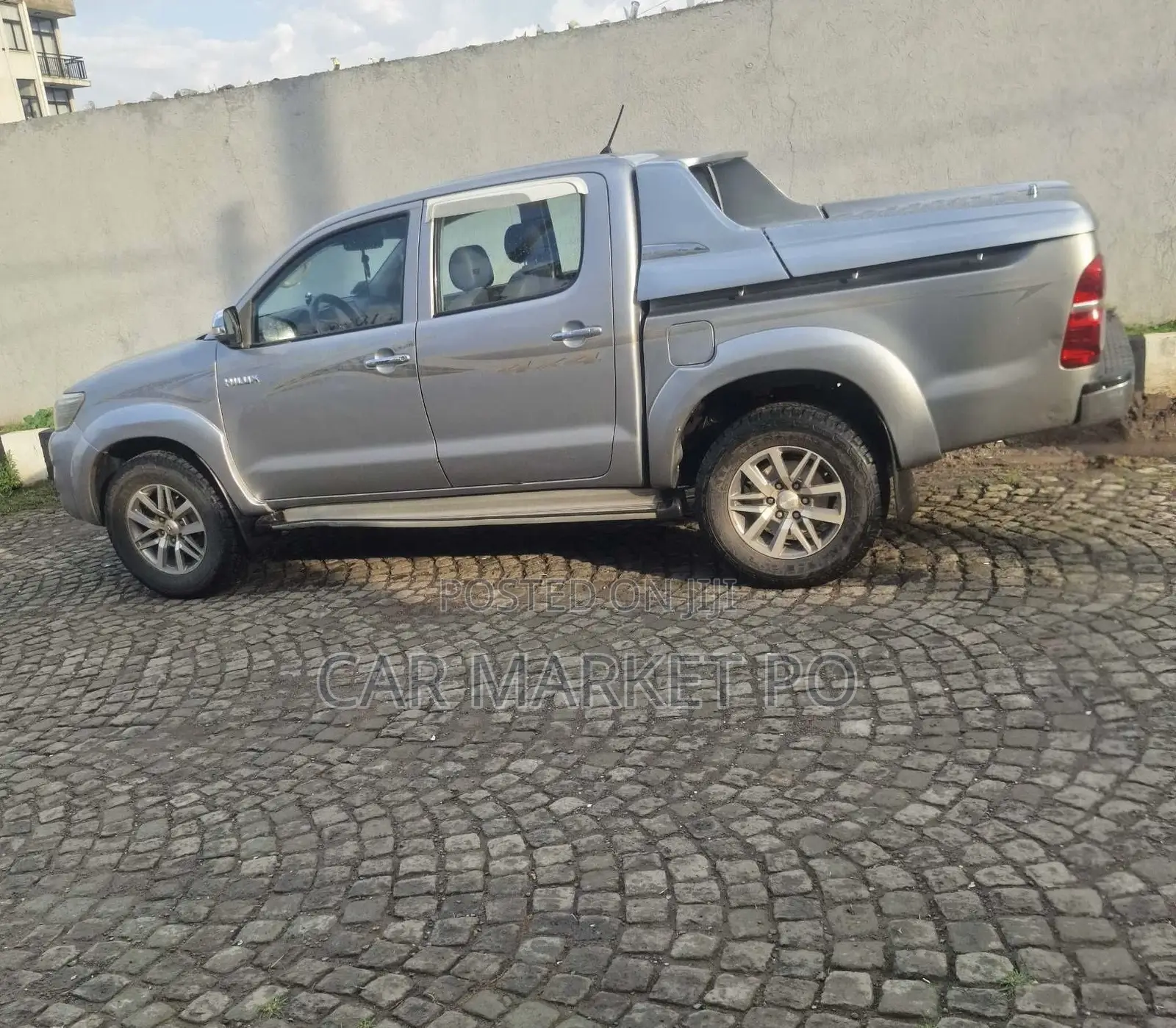 Toyota Hilux 2015 Silver