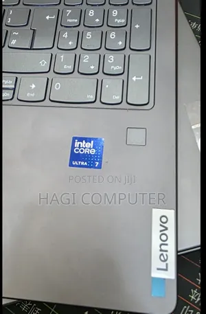 New Laptop Lenovo Yoga 7i 16GB Intel Core Ultra 7 SSD 512GB