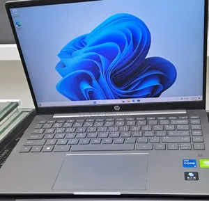 New Laptop HP Pavilion 13 16GB Intel Core i5 SSD 512GB