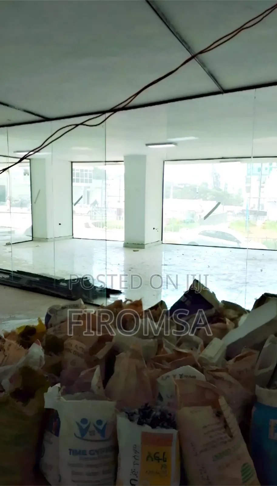 የሚከራይ የንግድ ቦታ Commercial Shops or Space for Rent
