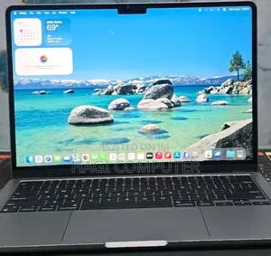New Laptop Apple MacBook Air 2022 M2 16GB Apple M2 SSD 512GB