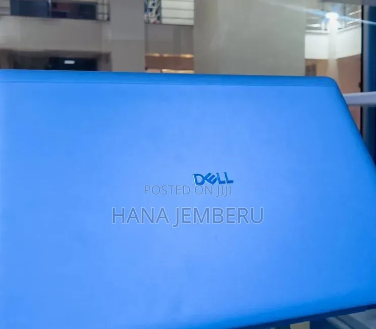 New Laptop Dell Precision 5540 32GB Intel Core Ultra 5 SSD 512GB
