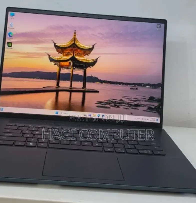 New Laptop Dell Inspiron 15 16GB Intel Core i7 SSD 512GB
