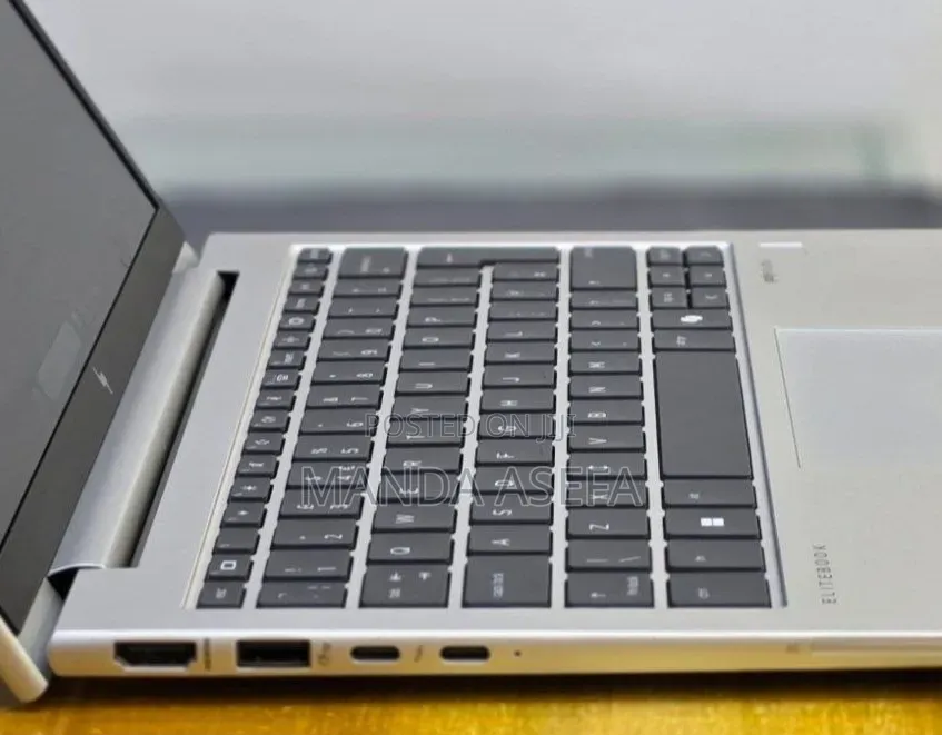 New Laptop HP Elitebook 830 G11 16GB Intel Core Ultra 7 SSD 512GB