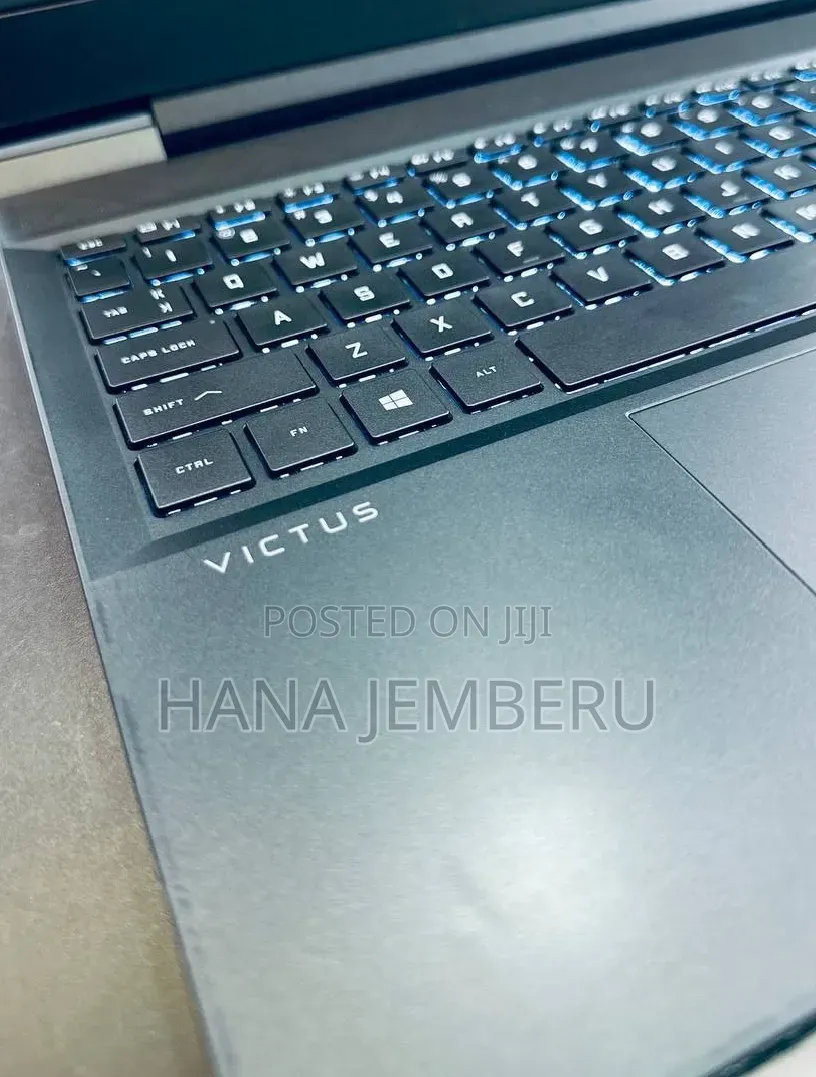 New Laptop HP Victus 16 16GB Intel Core i7 SSD 512GB