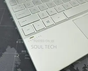 New Laptop HP Spectre 14 8GB Intel Core i7 SSD 512GB