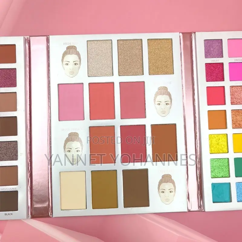 MUDE 82 Eyeshadow Pallette