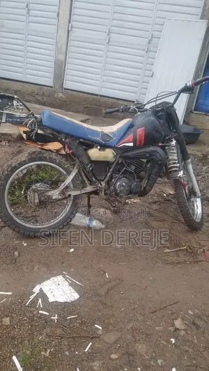 Yamaha DT175 2015 Black