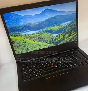 New Laptop Lenovo ThinkPad X1 Carbon 8GB Intel Core i7 SSD 512GB