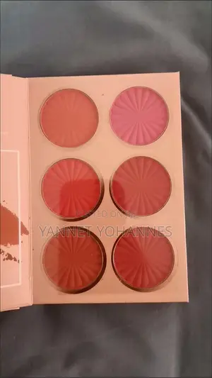 6-in-1 Eyeshadow Pallette, Blush, Highlighter Contour