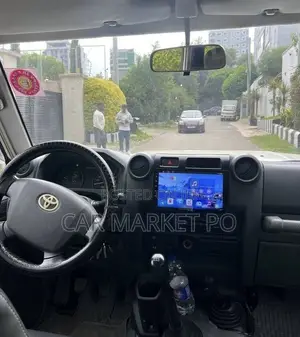Toyota Land Cruiser 2014 White