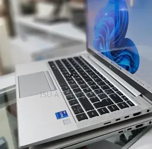 New Laptop HP EliteBook 840 G8 16GB Intel Core i7 SSD 512GB