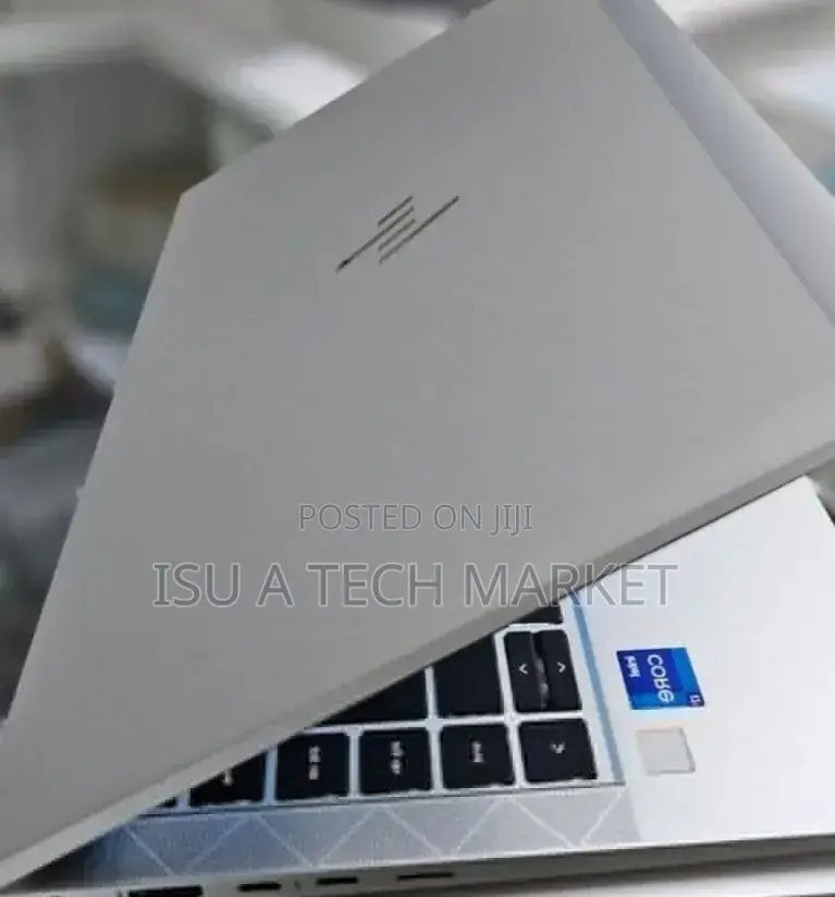 New Laptop HP EliteBook 840 G8 16GB Intel Core i7 SSD 512GB