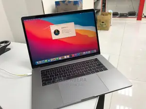 New Laptop Apple MacBook Pro 2017 16GB Intel Core I7 SSD 512GB