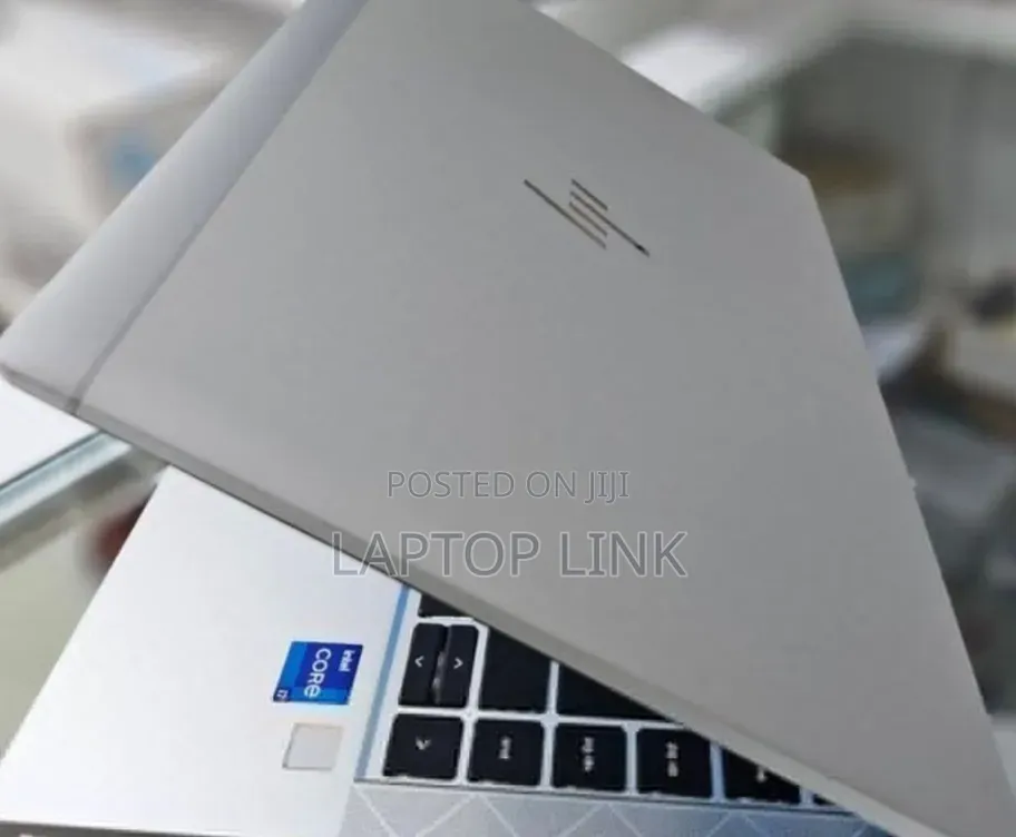 New Laptop HP EliteBook 840 G8 16GB Intel Core i7 SSD 512GB