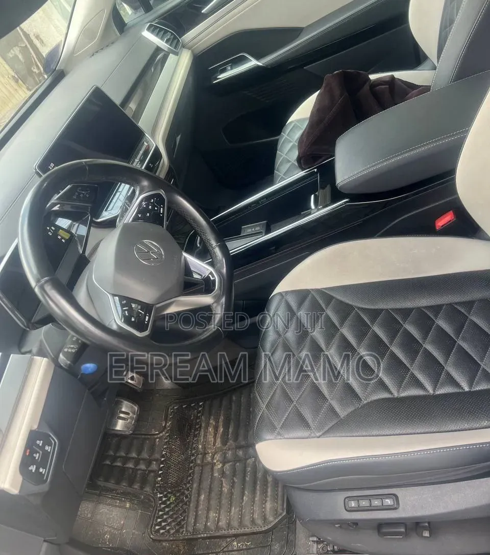 Volkswagen ID.6 2022