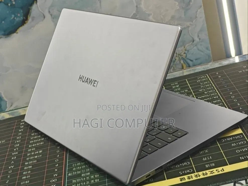 New Laptop Huawei 8GB Intel Core i3 SSD 256GB