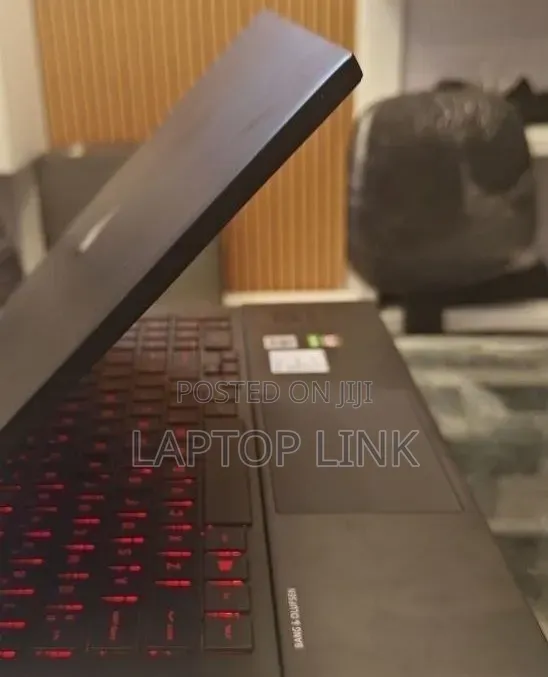 New Laptop HP Omen 15 16GB Intel Core i7 SSD 512GB