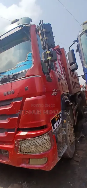 Sinotruk Howo 2016 Red