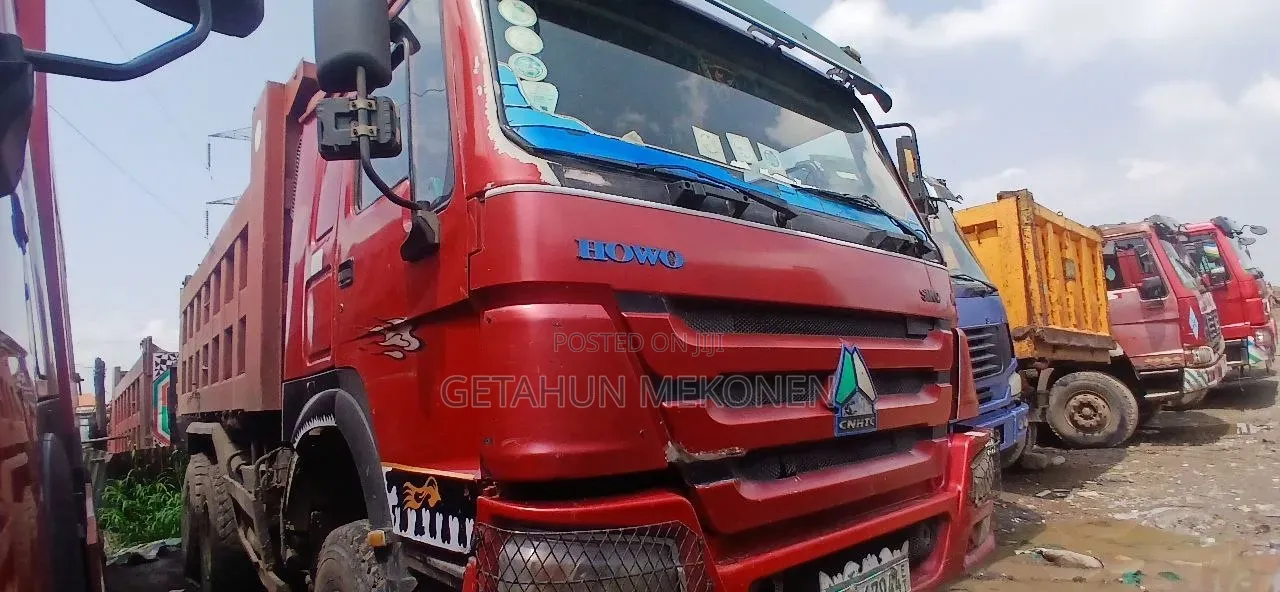 Sinotruk Howo 2016 Red