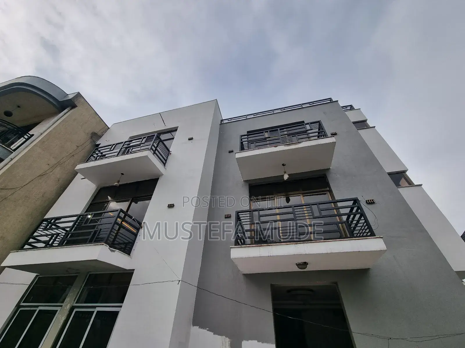 8bdrm House in Addis Ababa, Kolfe Keranio for sale