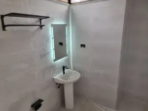8bdrm House in Addis Ababa, Kolfe Keranio for sale