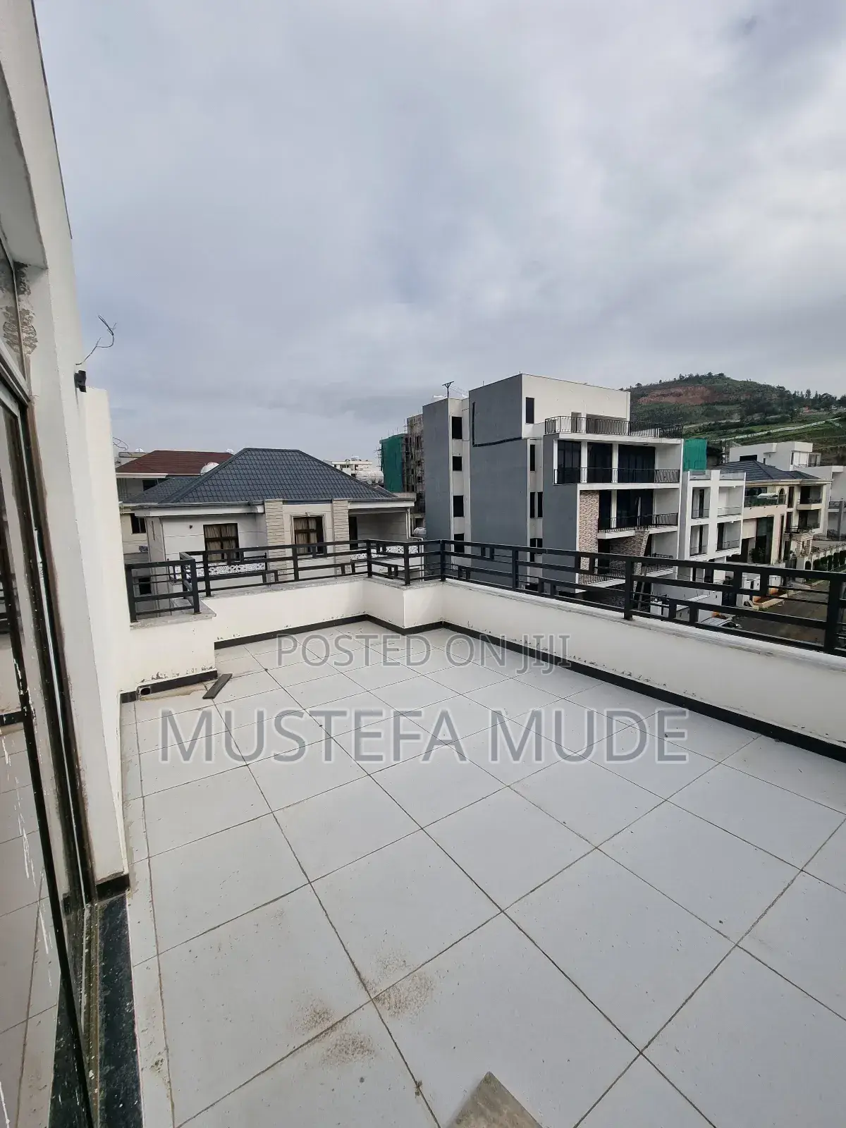 8bdrm House in Addis Ababa, Kolfe Keranio for sale