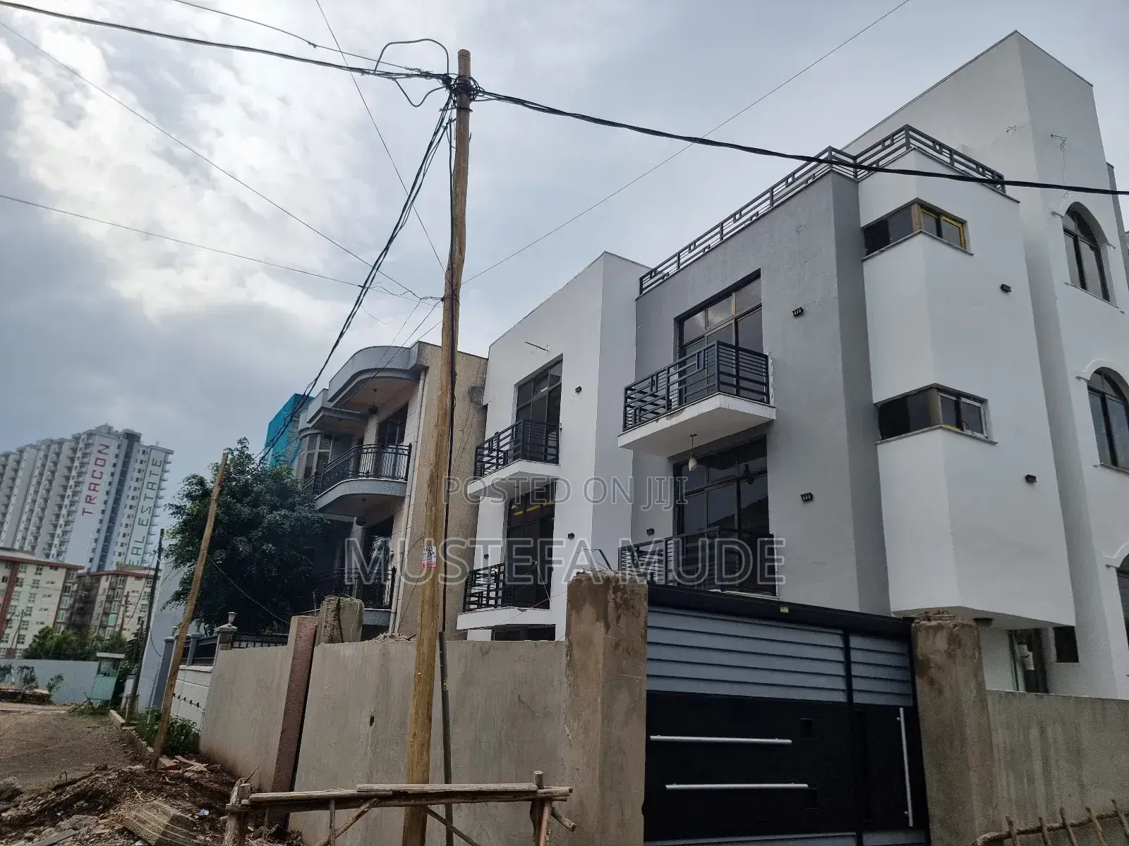 8bdrm House in Addis Ababa, Kolfe Keranio for sale