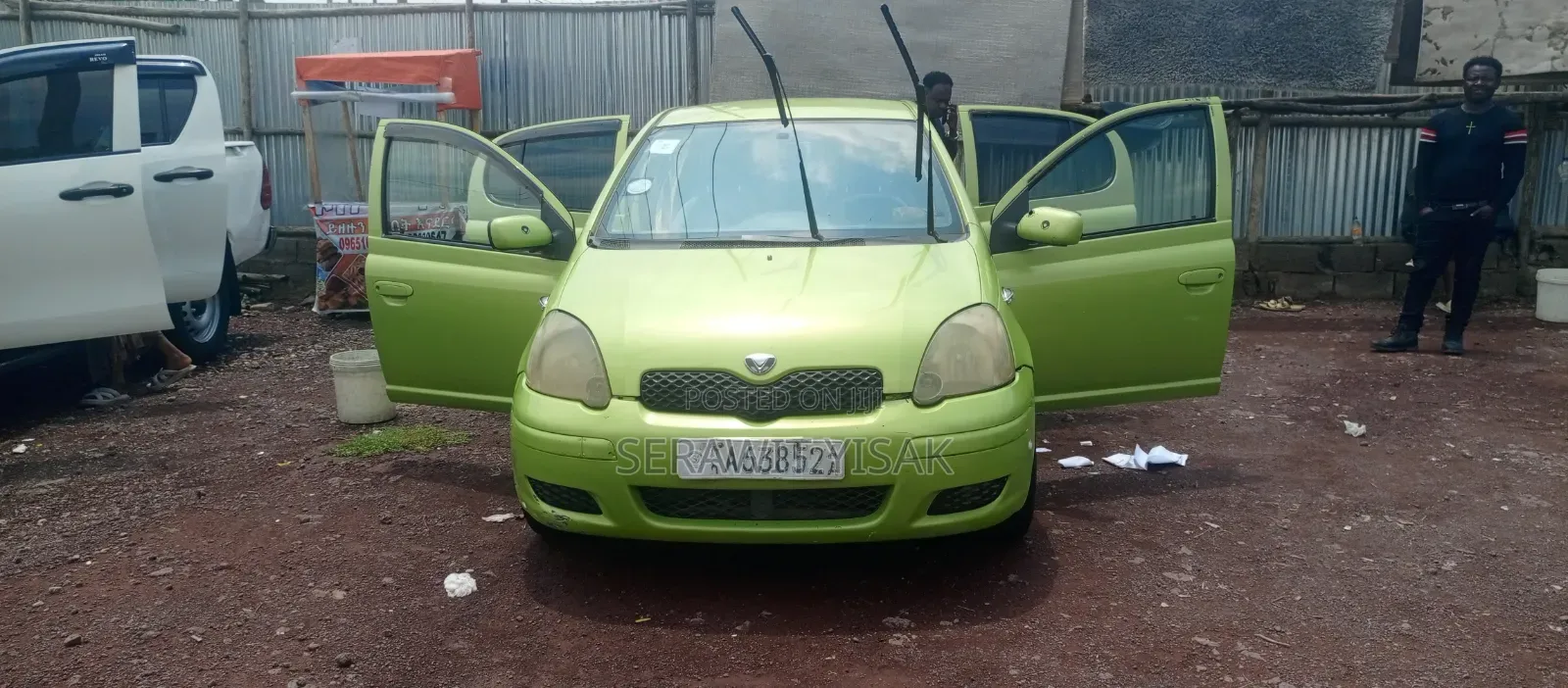 Toyota Vitz 2004 Green