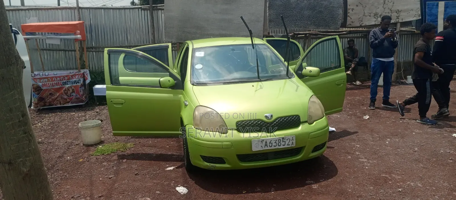 Toyota Vitz 2004 Green