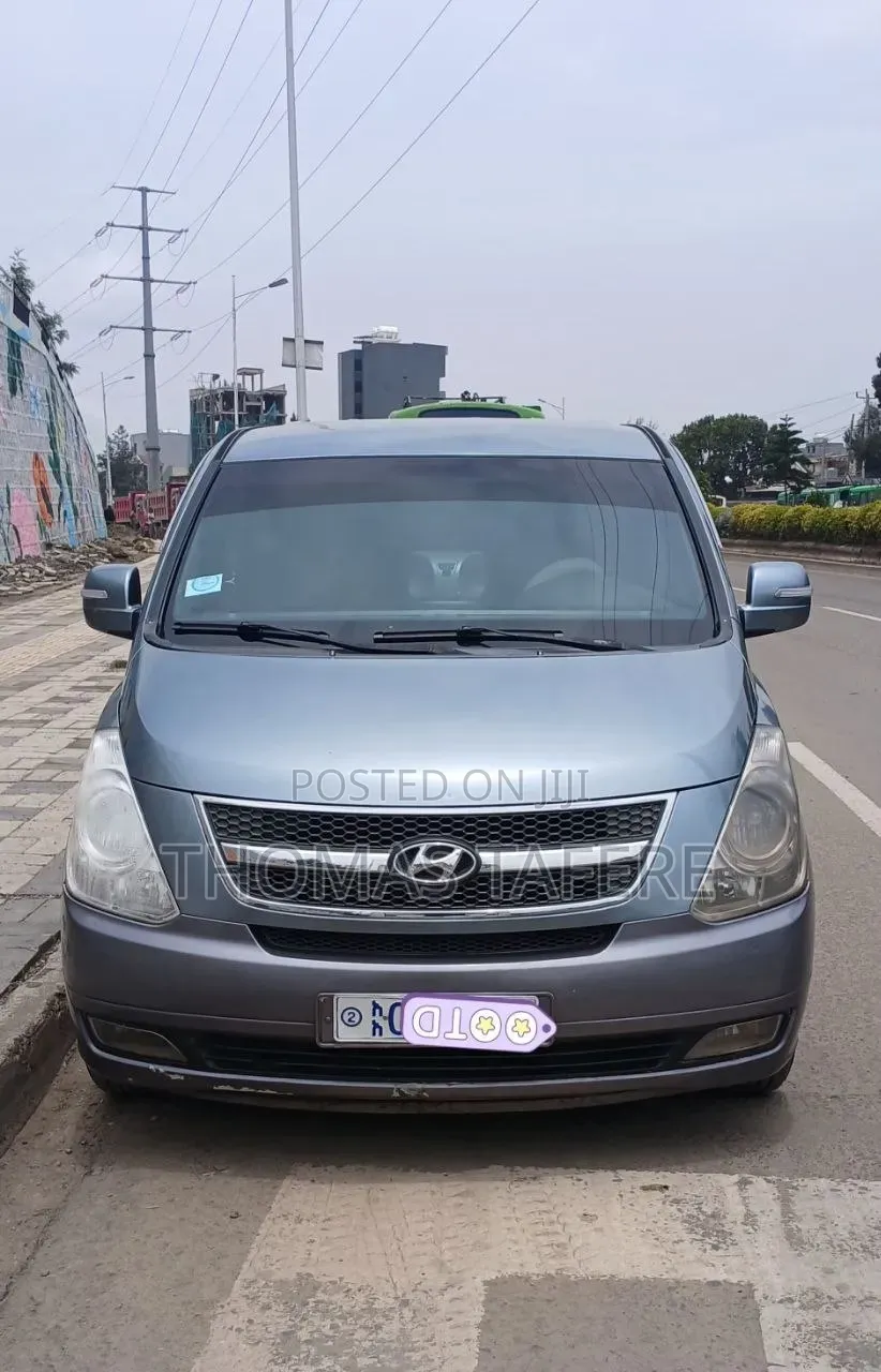 Hyundai Starex 2013 Silver