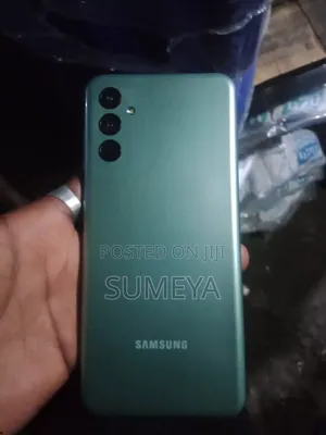 New Samsung Galaxy M13 128 GB Green