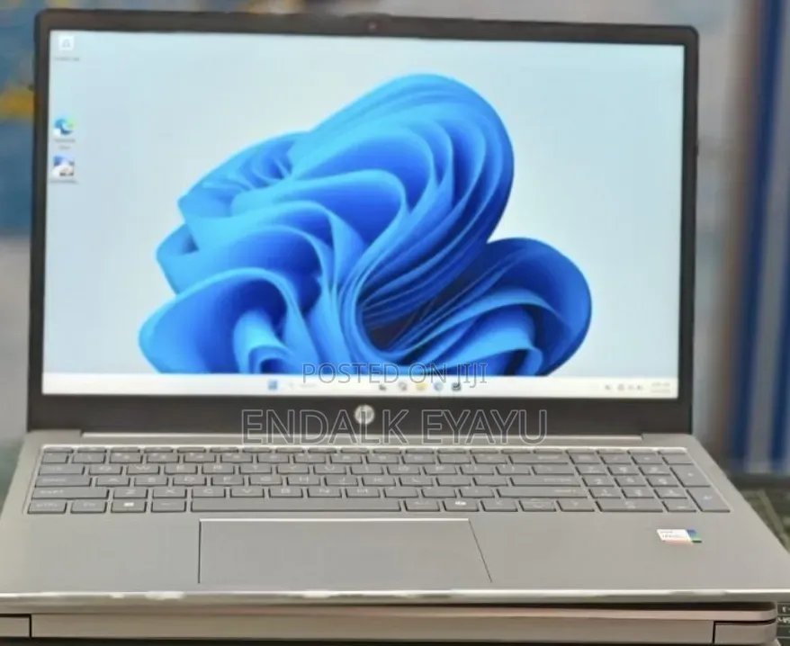 New Laptop HP 16GB Intel Core i7 SSD 512GB