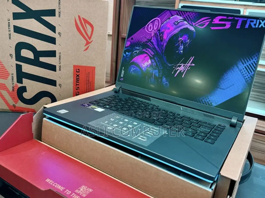New Laptop Asus ROG Strix G16 G614 16GB Intel Core i9 SSD 1T