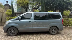 Hyundai Starex 2013 Silver