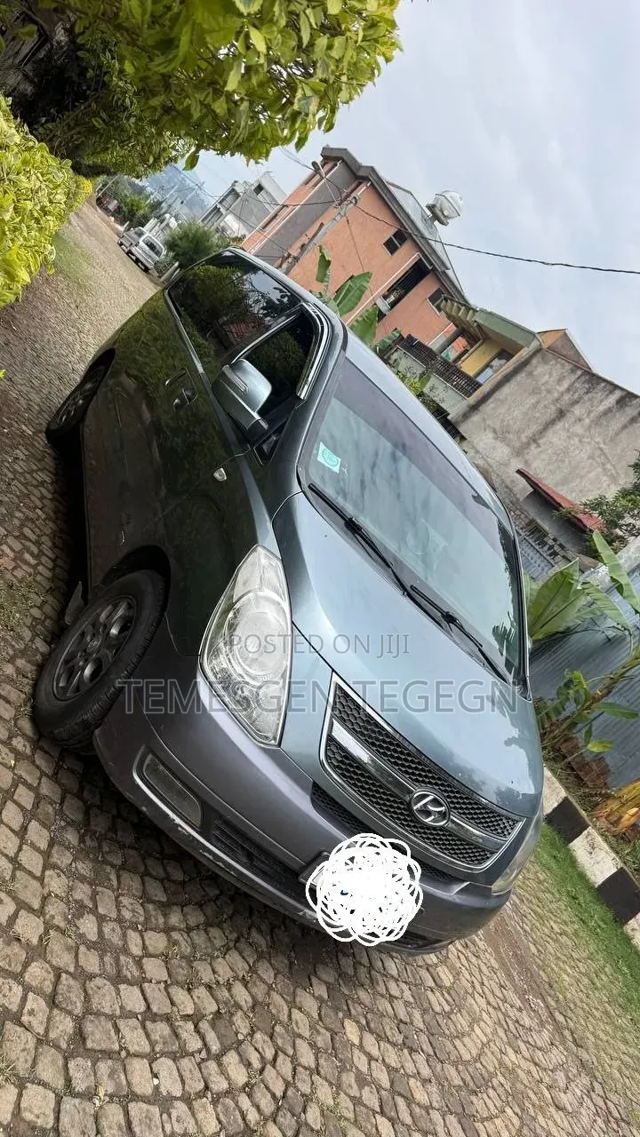 Hyundai Starex 2013 Silver