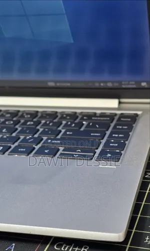 New Laptop HP EliteBook 845 G7 16GB AMD Ryzen 7 SSD 512GB