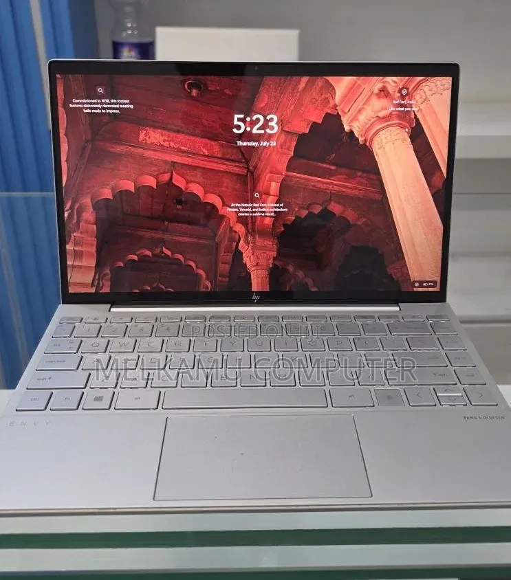 New Laptop HP Envy 13 16GB Intel Core i5 SSD 512GB