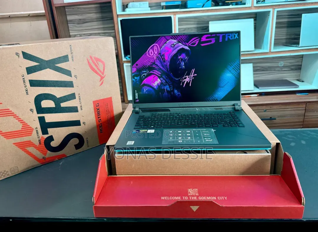 New Laptop Asus ROG Strix G16 16GB Intel Core i9 SSD 1T