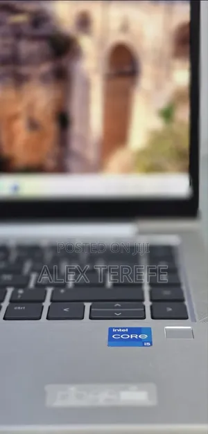 New Laptop HP EliteBook 840 G8 16GB Intel Core i5 SSD 512GB