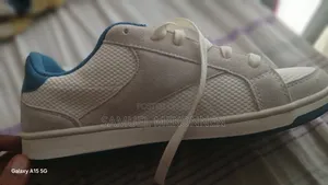Reebok Royal Complete Sport Sneakers on Size 40