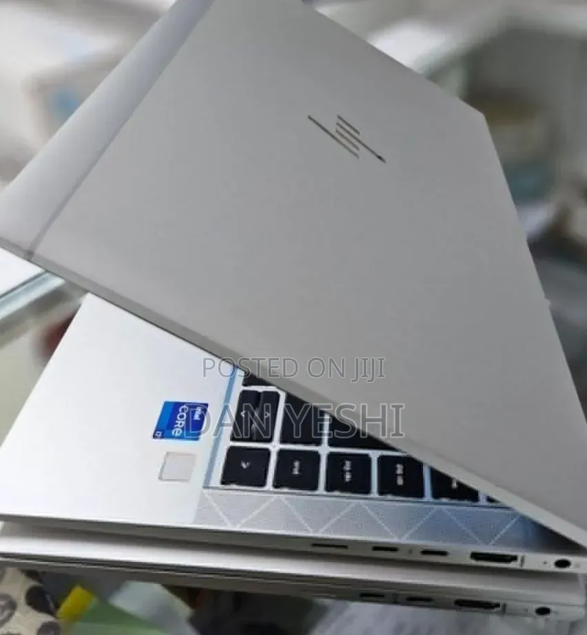New Laptop HP EliteBook 840 G8 16GB Intel Core i7 SSD 512GB