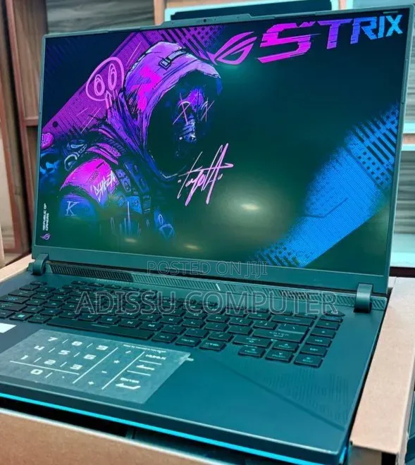 New Laptop Asus ROG Strix G15 16GB Intel Core i9 SSD 1T