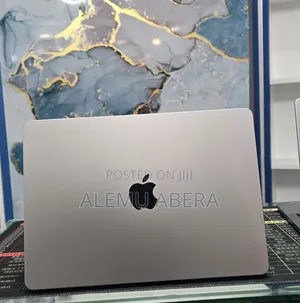 New Laptop Apple MacBook Air 2022 M2 16GB Apple M2 SSD 512GB