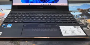 New Laptop Asus Zenbook 14 16GB Intel Core i7 SSD 512GB