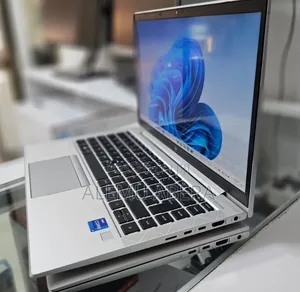New Laptop HP EliteBook 840 G8 16GB Intel Core i7 SSD 512GB