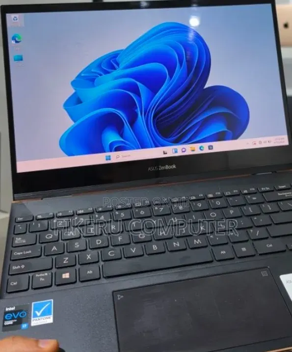 New Laptop Asus ZenBook UX31E 16GB Intel Core i7 SSD 512GB