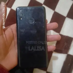 Samsung A10 32 GB Black