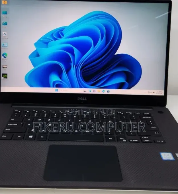 New Laptop Dell XPS 13 16GB Intel Core i7 SSD 512GB