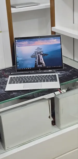 New Laptop HP Elite X2 G8 16GB Intel Core i7 SSD 512GB